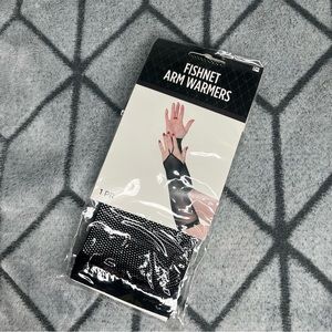 Black Fishnet Arm Warmers NWT Y